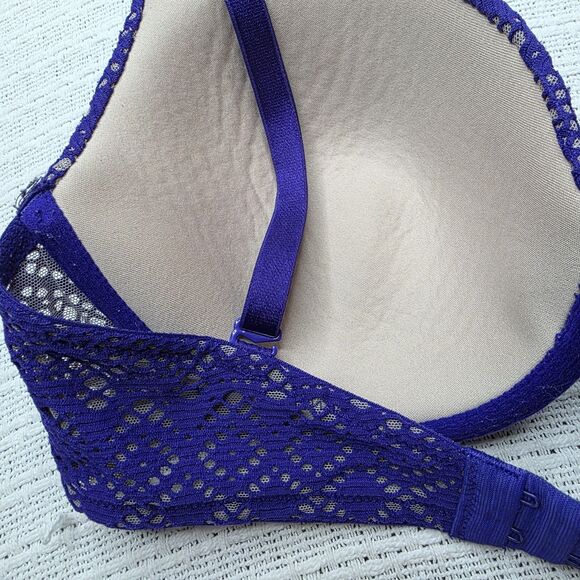 Victoria Secret Purple Lined Demi Bra 34D Lace Feminine Adjustable Straps Padded - Picture 8 of 8